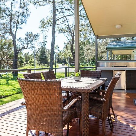 فندق Holiday Haven شاطئ كولبورا المظهر الخارجي الصورة