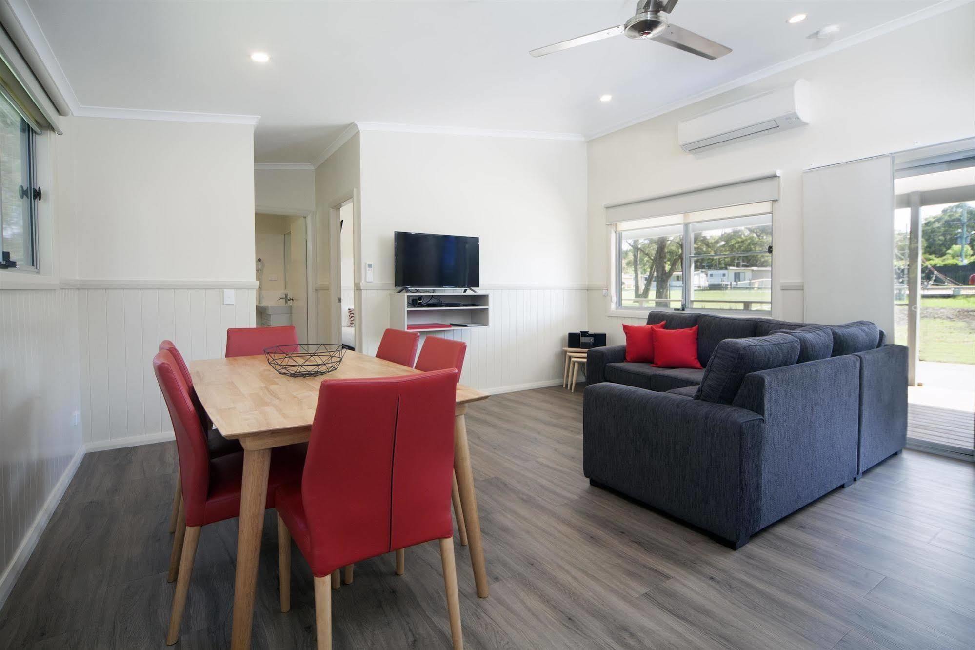 فندق Holiday Haven شاطئ كولبورا المظهر الخارجي الصورة